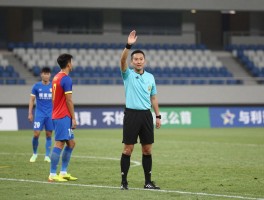 犯规不给有利进攻,什么情况下裁判不判罚,有利进攻被误判怎么办,裁判有利原则如何使用