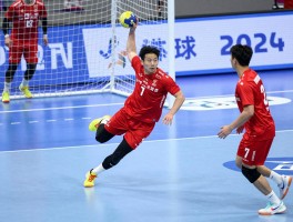 手球有进攻有利的说法吗,手球规则最新修订有哪些,无意手球判罚标准是什么？