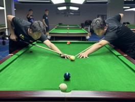 台球进攻有利原则是什么,如何选择击球顺序,怎样运用走位技巧