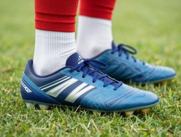 足球员的鞋丨如何根据位置选择,选购要注意什么,品牌有哪些区别,如何保养延长寿命