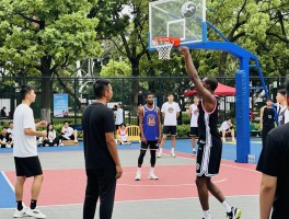 杜兰特篮球公园,在洛克公园为何谦卑,如何通过公益项目影响街头篮球文化？