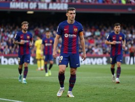 巴萨中场球员的传承与创新，如何从哈白布延续到佩德里加维？