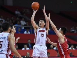 篮球谷一职业生涯回顾,他参加过哪些重要比赛,现在效力哪个球队,技术特点是什么