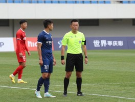 进攻有利后补犯规吗,裁判如何掌握尺度,纪律处罚是否追加,预期有利未出现咋办