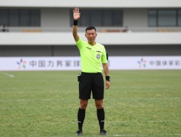 倒霉边裁为什么总判越位,足球边裁训练方法有哪些,边裁如何避免误判