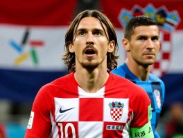 球员魔笛,如何打破梅罗垄断,童年战乱怎样塑造传奇,何以成为克罗地亚象征