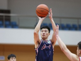 篮球投篮手掌,正确姿势是什么,手掌如何接触球,如何训练手型