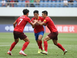 球员打架,会面临怎样处罚,球队如何管理危机,历史上有哪些严重冲突