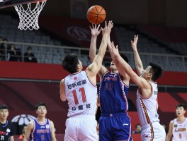 篮球的挡拆战术,挡拆具体有几种分类,如何避免挡拆犯规,为何说挡拆是战术基础