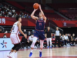 篮球公园鲍文防守怎么样,鲍文篮球技巧有哪些,如何评价他的职业生涯