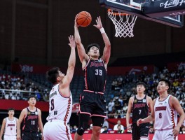 篮球与萧飒,角色原型是谁,技术特点如何,为何受欢迎