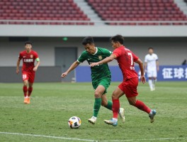 进攻有利要过半场才吹吗,越位判罚三要素,什么情况不算越位犯规