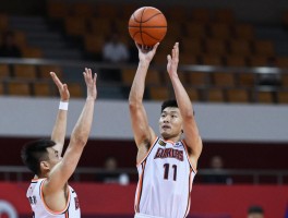 篮球用抛的怎么投才准,抛投技巧分解步骤,篮球抛投手型图解