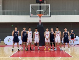 篮球赛几人,标准阵容如何构成,不同赛制人数差异,位置分工如何影响战术