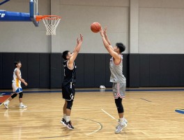 篮球新手怎么练,基本功训练计划,投篮姿势如何纠正,快速提升方法