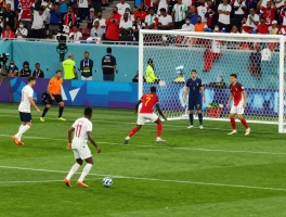 世界杯决赛加时赛法国进攻有利,德尚如何调整战术,相持能力怎样体现,绝平点球是否合理