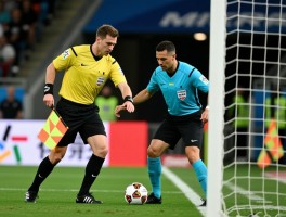 国际足联进攻有利规则,裁判如何掌握有利原则,进攻有利后怎么补判,有利规则何时失效