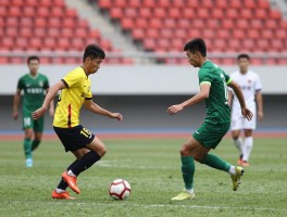 一对一有进攻有利吗,战术如何布置,足球篮球有何不同