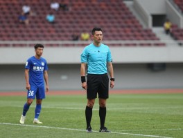 进攻有利之后会补任意球吗,什么情况补判犯规,进攻有利后裁判如何判罚