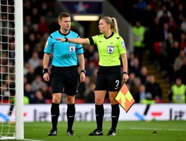 英超边裁迷,裁判争议事件,女边裁表现,误判影响比赛