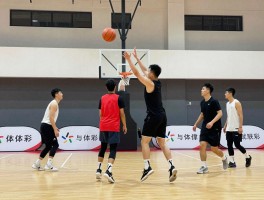 篮球过人动作教学，如何快速掌握基础技巧,高级过人动作有哪些,如何避免常见错误