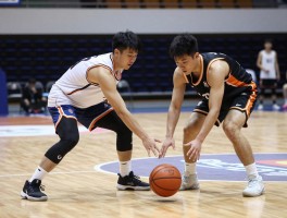 篮球接球手型丨双手如何形成八字形，单手接球怎样缓冲，地滚球如何处理？