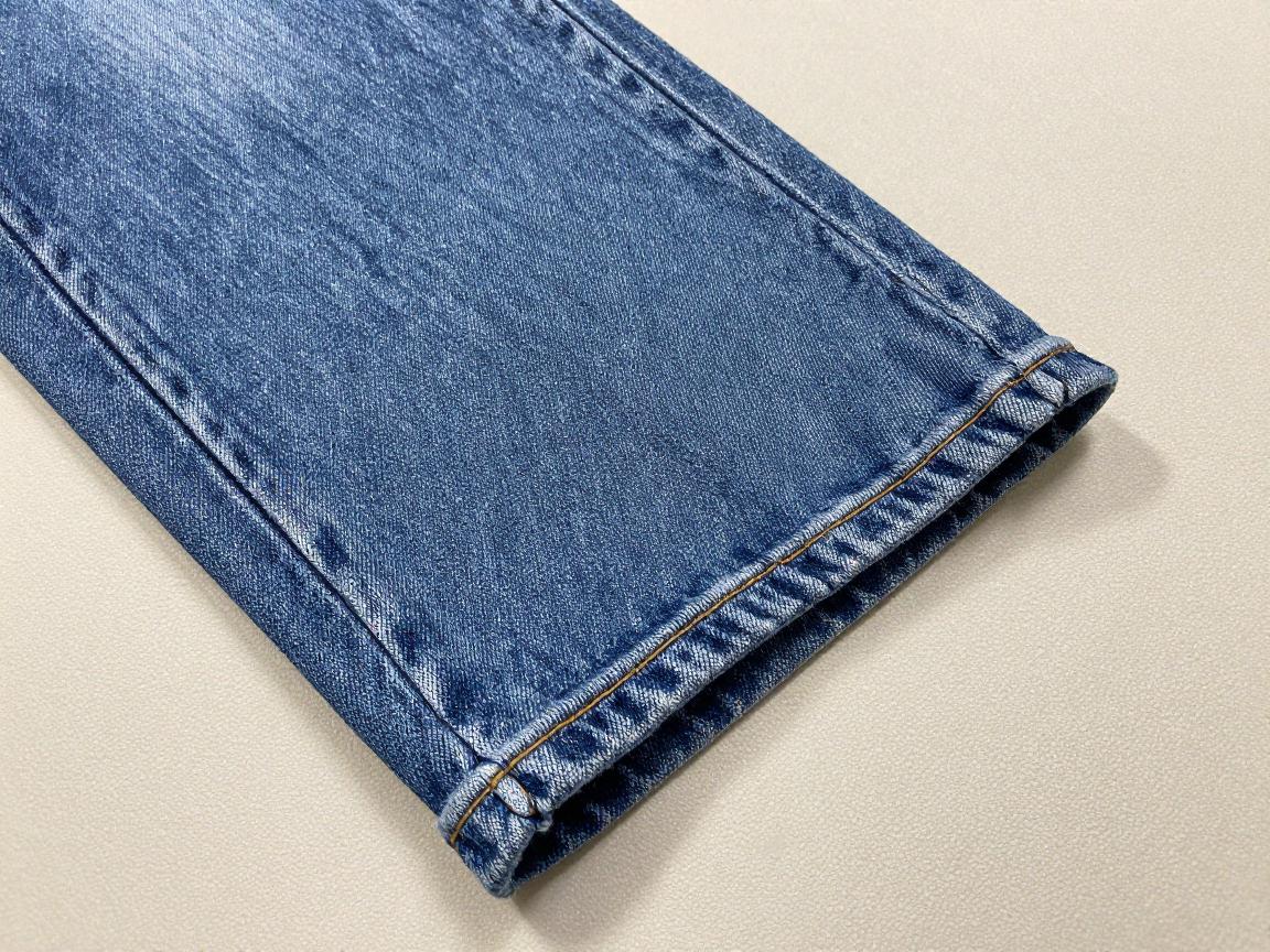 南坪裁裤边,裁裤边价格多少,南坪裁缝店哪里找,裤边怎么裁不歪,牛仔裤原边如何保留 南坪裁裤边,裁裤边价格多少,南坪裁缝店哪里找,裤边怎么裁不歪,牛仔裤原边如何保留