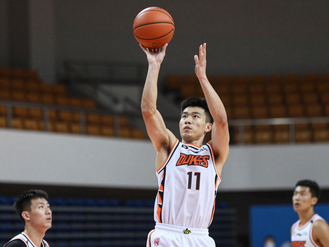 投篮球:投篮如何精准发力,怎么瞄准,手肘姿势怎样正确 投篮球:投篮如何精准发力,怎么瞄准,手肘姿势怎样正确