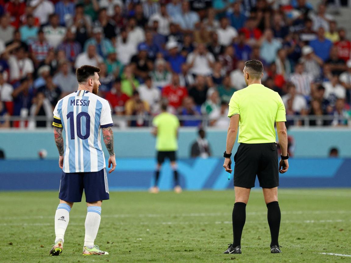 马宁进攻有利梅西,裁判如何影响比赛流畅度,球员评分标准是什么,判罚尺度如何把握 马宁进攻有利梅西,裁判如何影响比赛流畅度,球员评分标准是什么,判罚尺度如何把握