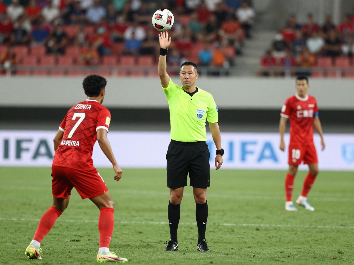 裁判打球员为何发生,会受什么处罚,如何避免裁判失控,国际足联有何规定 裁判打球员为何发生,会受什么处罚,如何避免裁判失控,国际足联有何规定