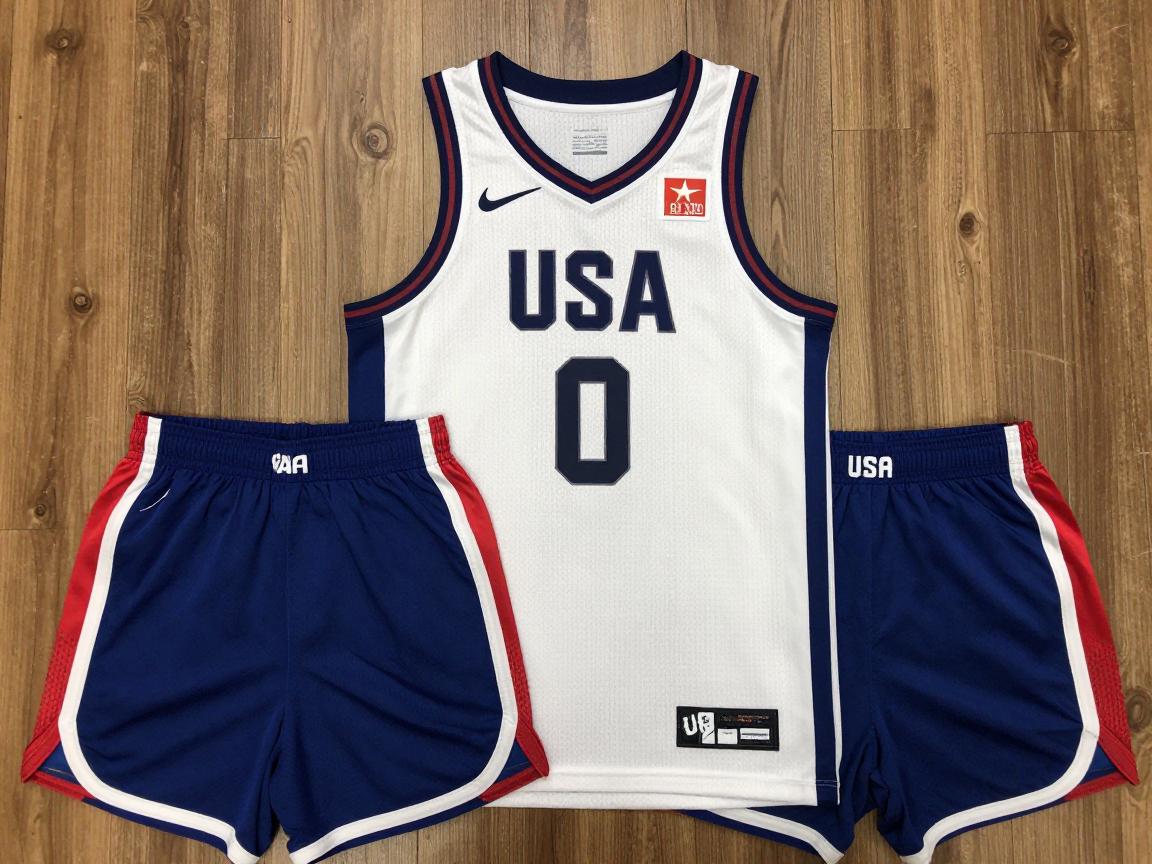 美国篮球队服有哪些款式,如何选购正品,设计有何寓意 美国篮球队服有哪些款式,如何选购正品,设计有何寓意