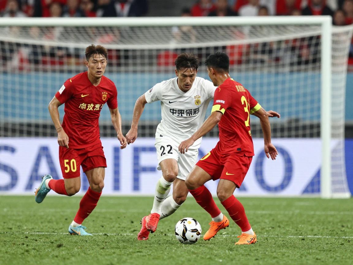 进攻有利还要点球吗,进攻有利原则如何判断,有利后是否补判点球 进攻有利还要点球吗,进攻有利原则如何判断,有利后是否补判点球