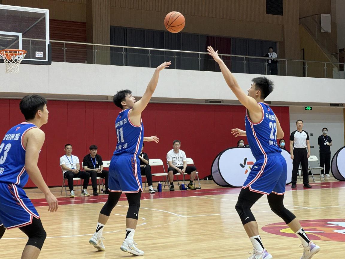 篮球长传球,在快攻中如何运用,技术动作要领是什么,如何避免传球失误 篮球长传球,在快攻中如何运用,技术动作要领是什么,如何避免传球失误