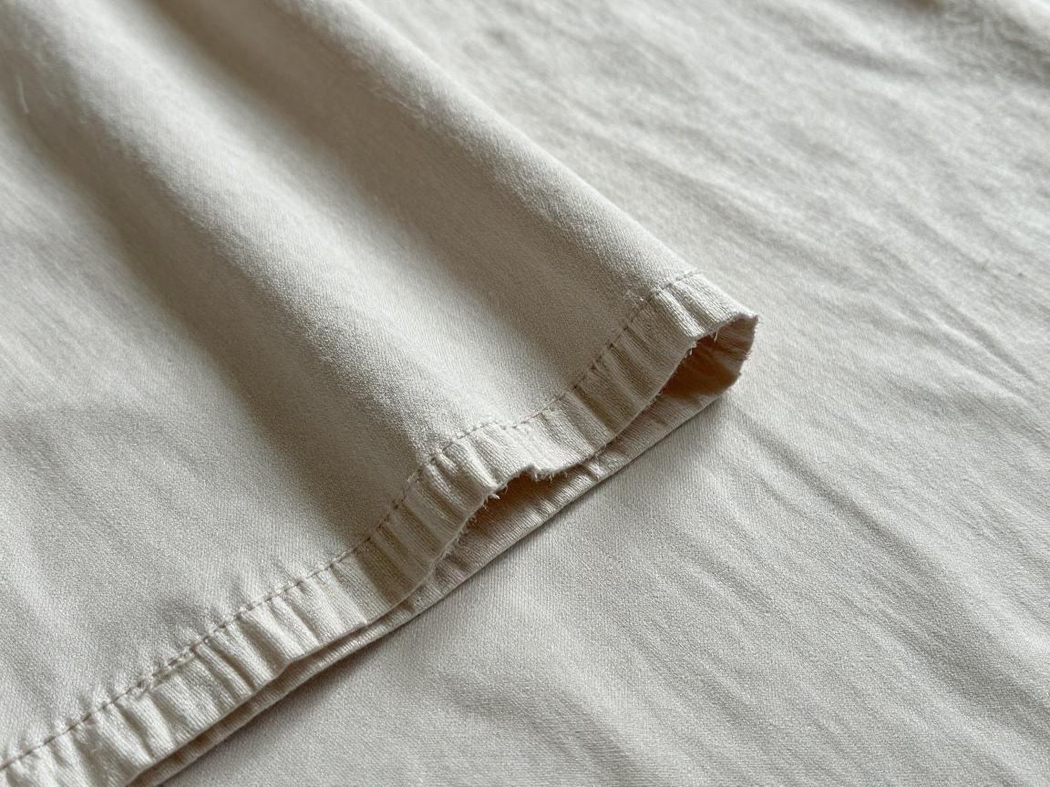 衣服飞边怎样裁,裁切公式如何计算,布料怎么选择,褶皱如何均匀 衣服飞边怎样裁,裁切公式如何计算,布料怎么选择,褶皱如何均匀