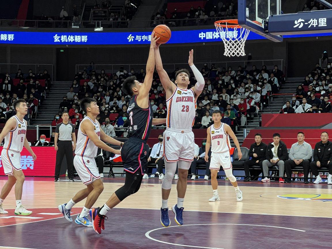 篮球玄机解码,为何高手总能预判比赛?细节制胜的关键在这里 篮球玄机解码,为何高手总能预判比赛?细节制胜的关键在这里