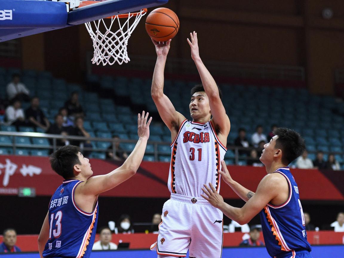 于琨篮球生涯有何亮点,现在效力哪个队,技术特点是什么 于琨篮球生涯有何亮点,现在效力哪个队,技术特点是什么