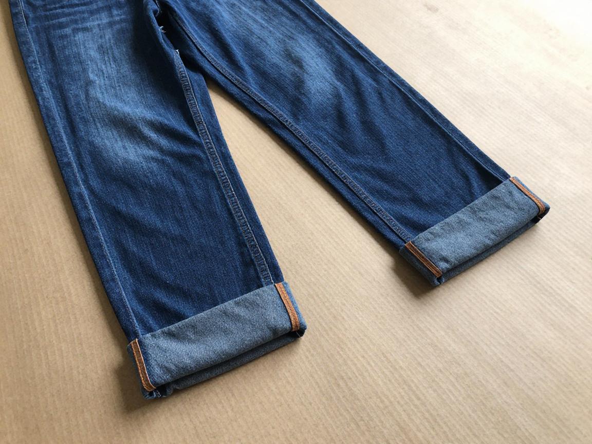 剪裤边裁裤边丨如何剪裤边显高,剪裤边技巧有哪些,DIY剪裤边方法 剪裤边裁裤边丨如何剪裤边显高,剪裤边技巧有哪些,DIY剪裤边方法