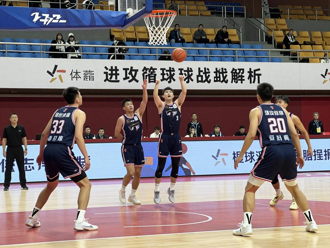 进攻篮球战术解析,如何破解区域联防,三威胁姿势怎么用,快攻战术如何训练 进攻篮球战术解析,如何破解区域联防,三威胁姿势怎么用,快攻战术如何训练