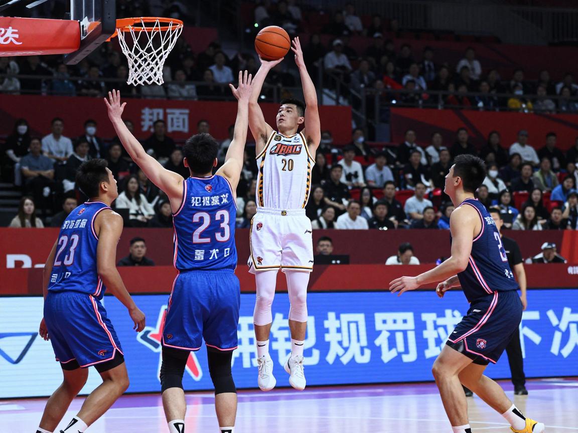 篮球的犯规定义,什么是进攻犯规和防守犯规,篮球违体犯规怎么判罚,犯规罚球几次 篮球的犯规定义,什么是进攻犯规和防守犯规,篮球违体犯规怎么判罚,犯规罚球几次