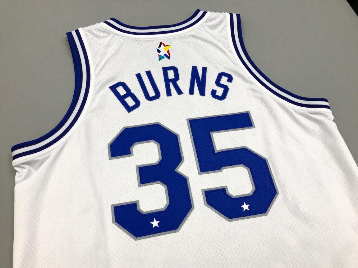 篮球35号球衣有哪些故事,杜兰特为什么选择35号,哪些球员穿过35号球衣 篮球35号球衣有哪些故事,杜兰特为什么选择35号,哪些球员穿过35号球衣