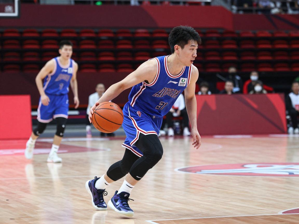 篮球胯下运球花式全攻略:怎么练,过人技巧有哪些,如何提升流畅度 篮球胯下运球花式全攻略:怎么练,过人技巧有哪些,如何提升流畅度